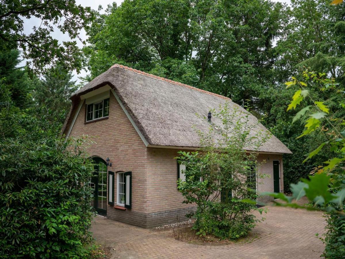 Hotel Landal Het Land Van Bartje à Ees Extérieur photo