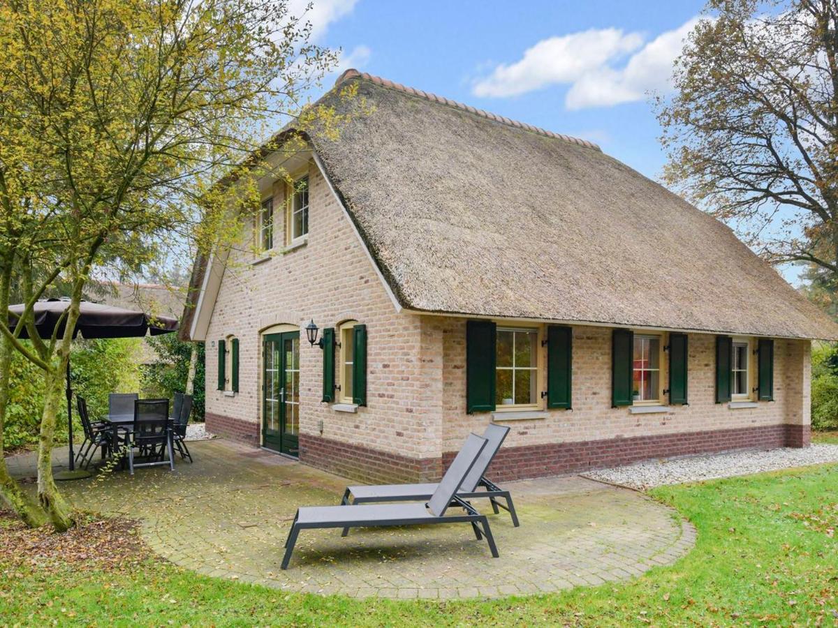 Hotel Landal Het Land Van Bartje à Ees Extérieur photo