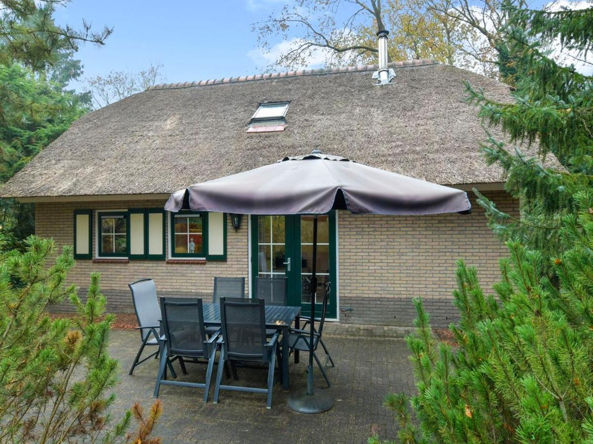 Hotel Landal Het Land Van Bartje à Ees Extérieur photo