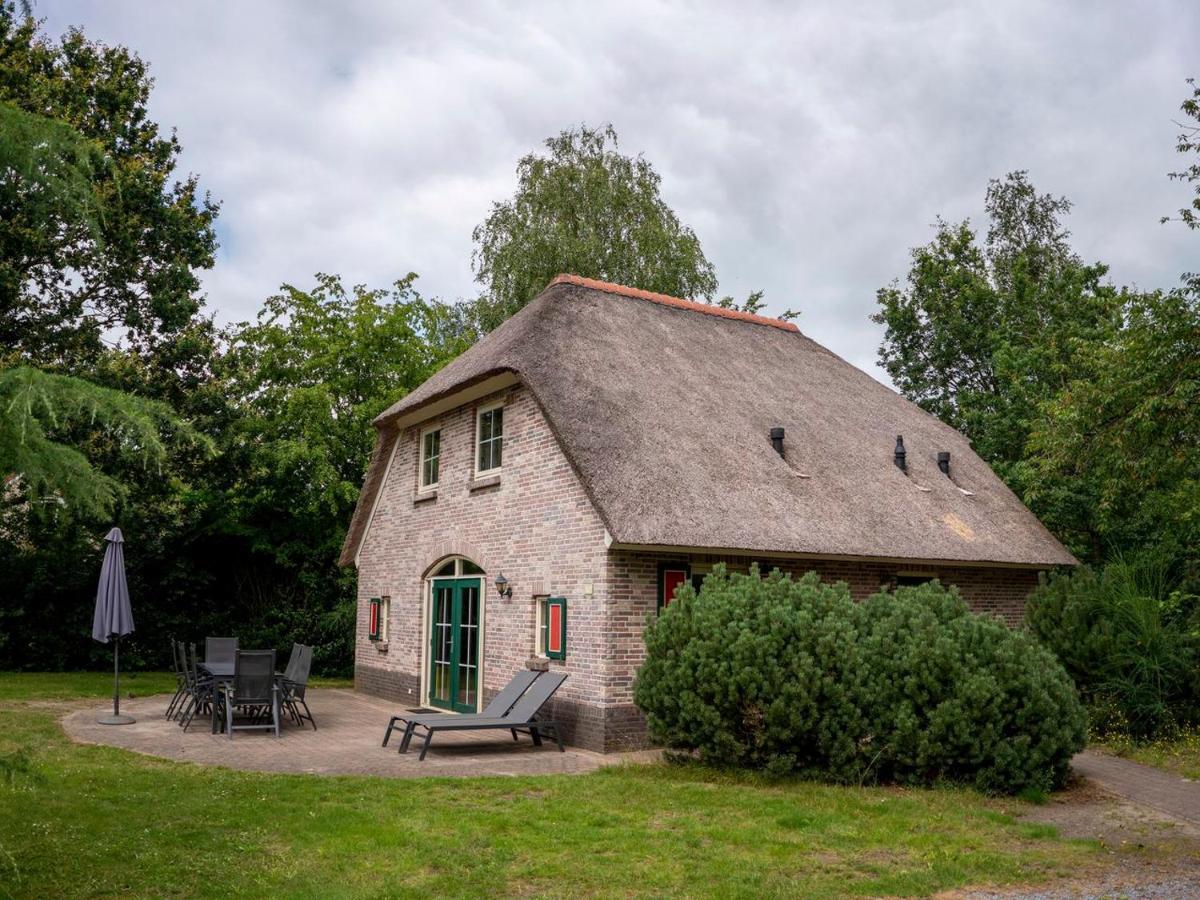 Hotel Landal Het Land Van Bartje à Ees Extérieur photo